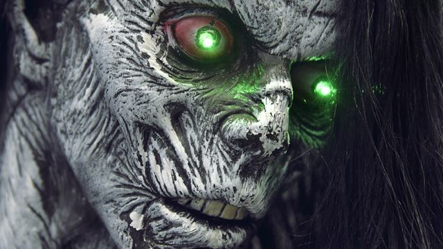 Amazing Party &amp; Costume Supersto